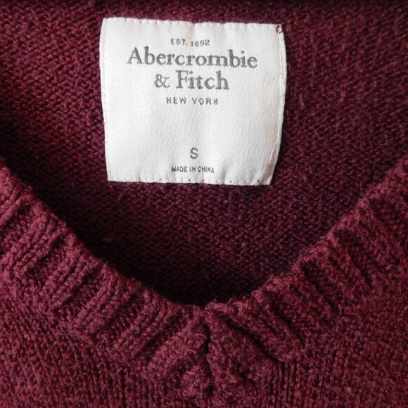 🌳🍃  *Price firm* 🦌  Abercrombie & Fitch Vintage Letter A Varsity Sweater - Picture 4 of 13